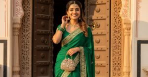 Stylish Saree Captions for Fashion Queens